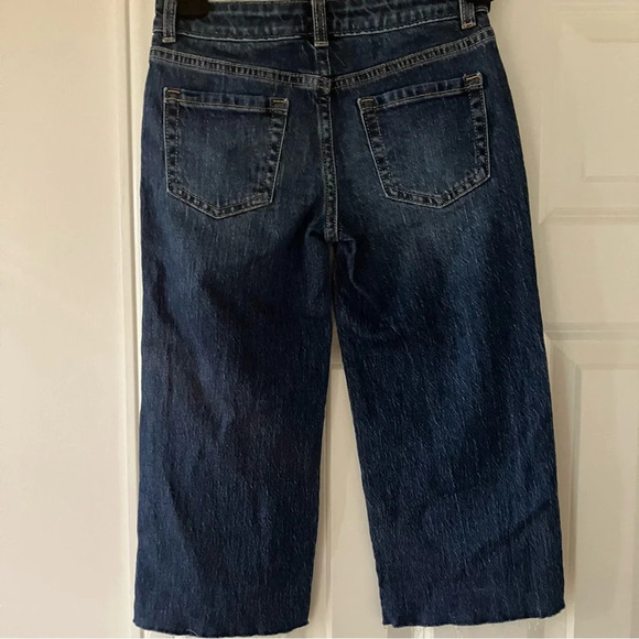 🐱 NWT Cat & Jack Girls’ Adjustable Waist Wide Leg Denim Blue Jeans with Raw Edge - Picture 2 of 5
